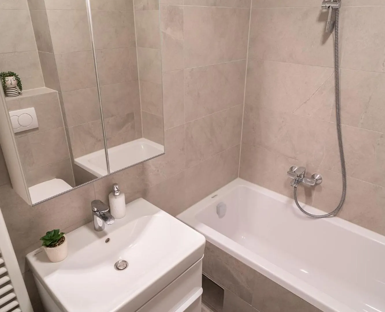 Mila Apartment By Belmont Realty Zadar