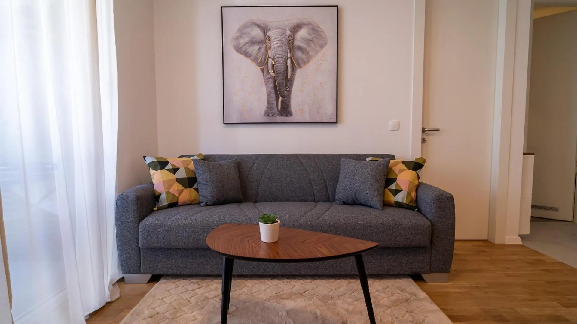Mila Apartment By Belmont Realty Zadar 0*,  Chorvatsko